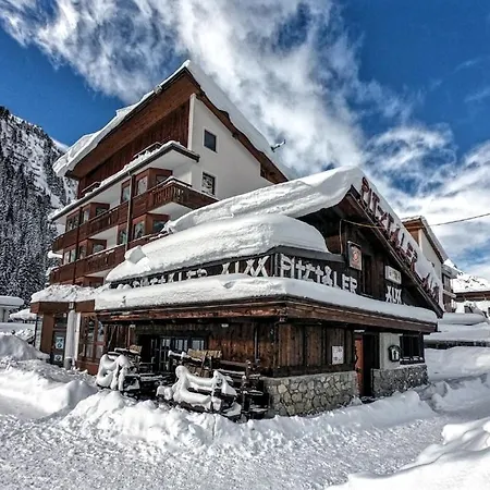 Ξενοδοχείο Alpine 3*