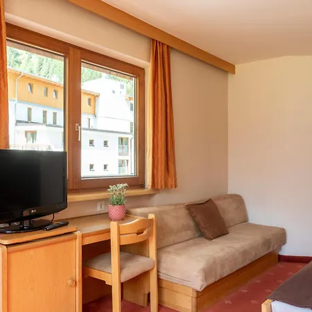 Alpine 3* Plangeross