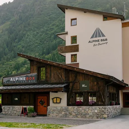 Hotell Alpine Including Summercard