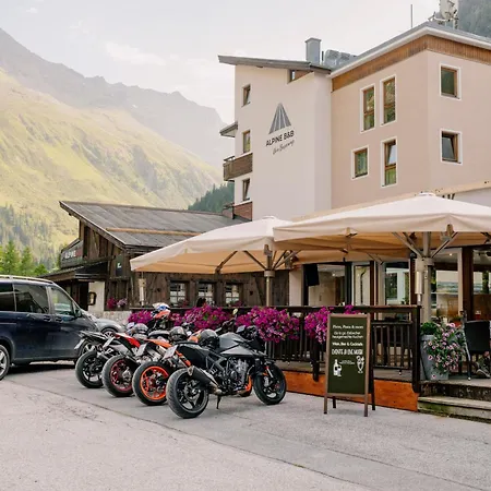 Hotell Alpine Including Summercard 3*