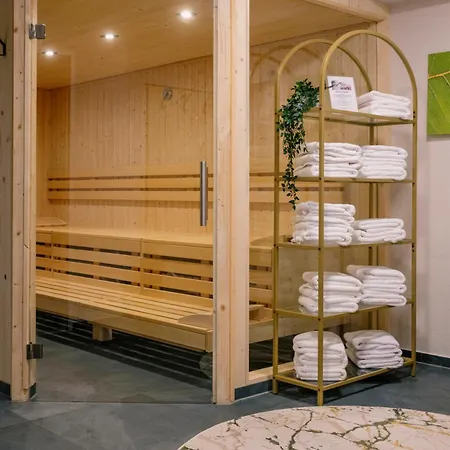 Alpine Hotel Plangeross