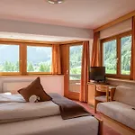 Hotel Alpine Including Summercard