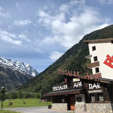 Hotel Alpine Including Summercard 3*